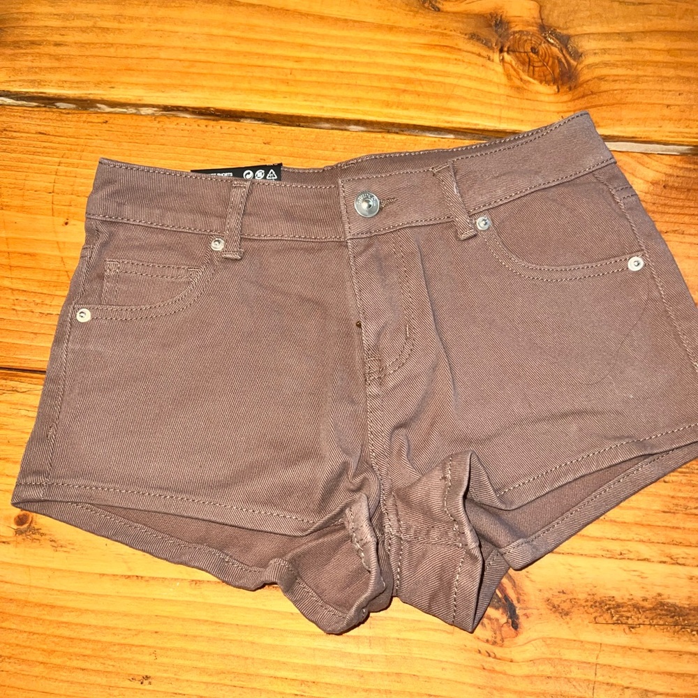 Low waist shorts